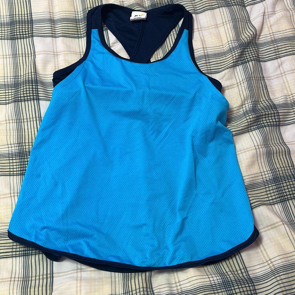 Sports shirt
